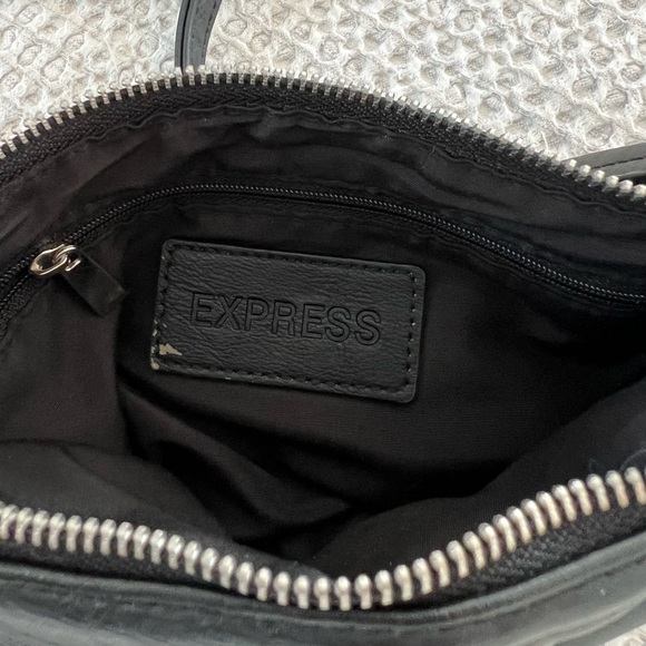 EXPRESS Black Crossbody Purse - Picture 6 of 9